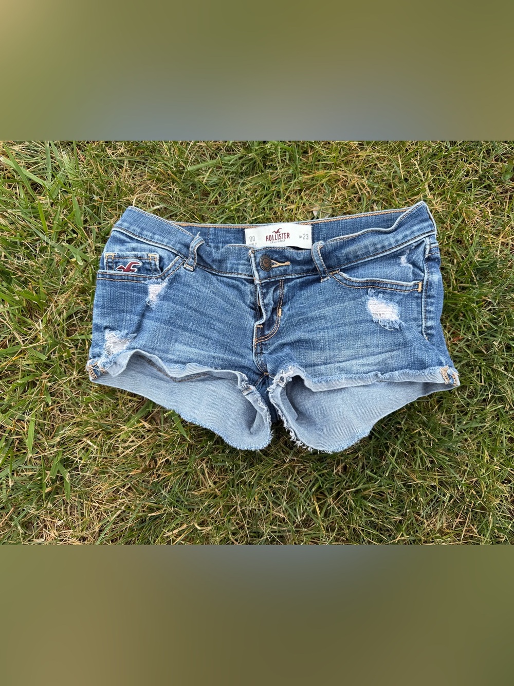 Y2K Hollister Mini Distressed Denim Short Shorts - Size 23
